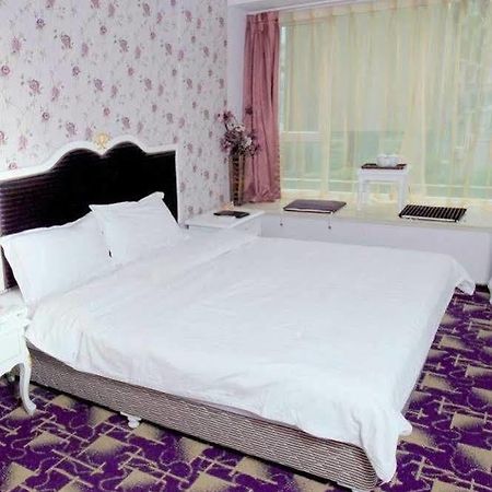 Chengdu Lilac Hotel Fei Cheng Branch Екстериор снимка